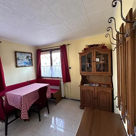 Tatil Evi 2 Haloszobas Vendeghaz Balatonboglár